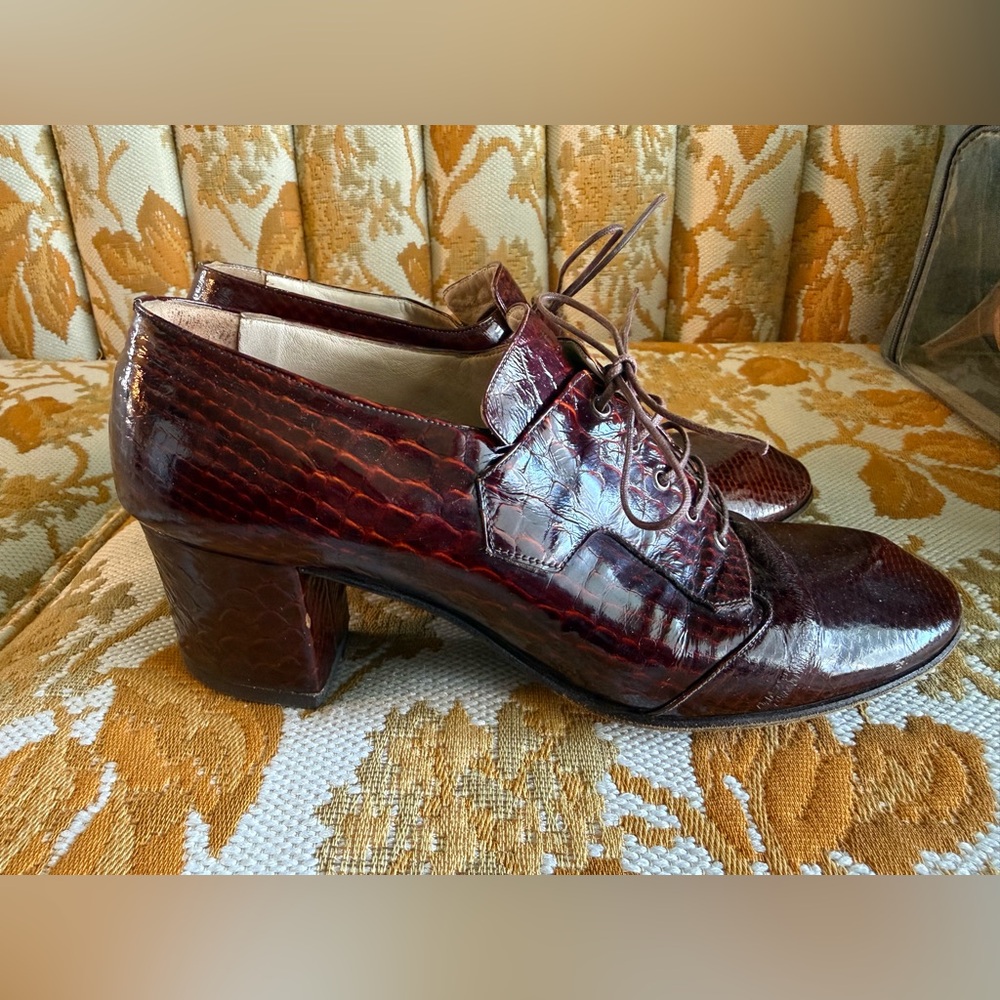 1970’s brown patent heels